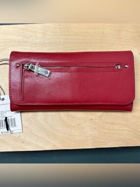 NEW Hobo Amica Leather Wallet - Billfold Color Red  New front zip pocket